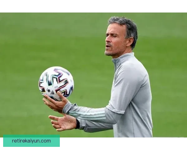 卡瓦尼进攻端优势持续显现，近期状态回暖备受关注