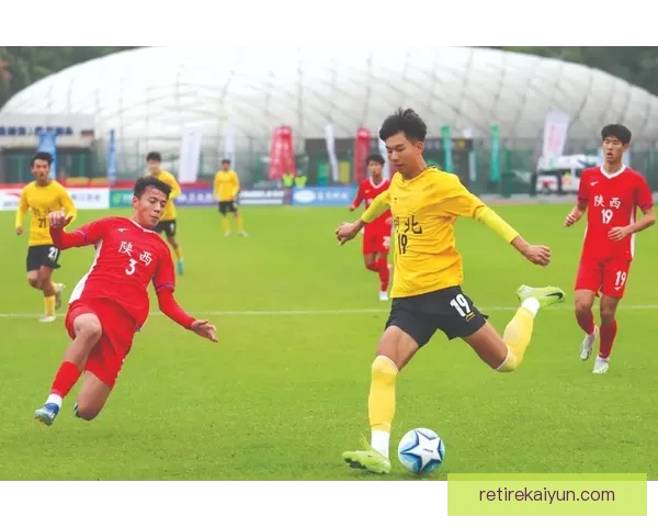 青训球星崛起，引发外界对未来足球人才的关注与期待